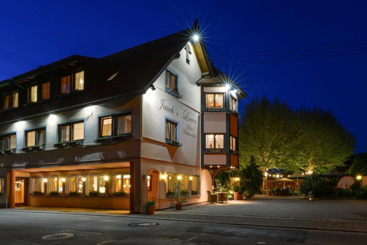 Jauch'S Loewen Hotel-Restaurant Neuershausen エクステリア 写真